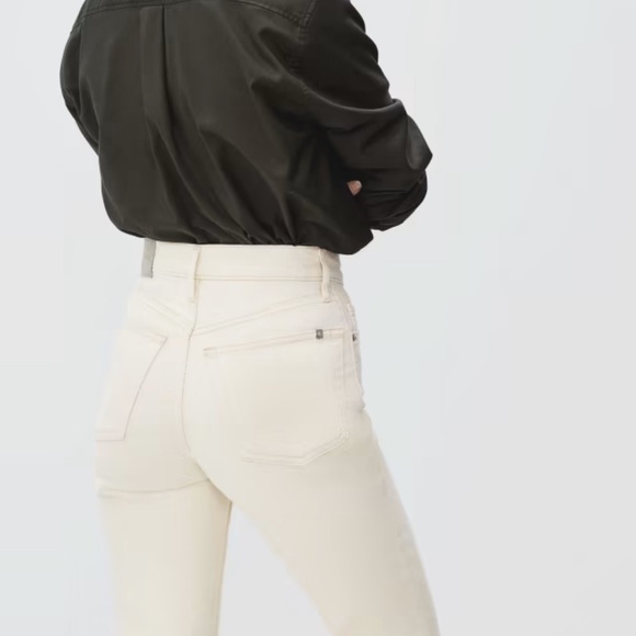 Everlane The Original Cheeky Jean - Picture 8 of 8